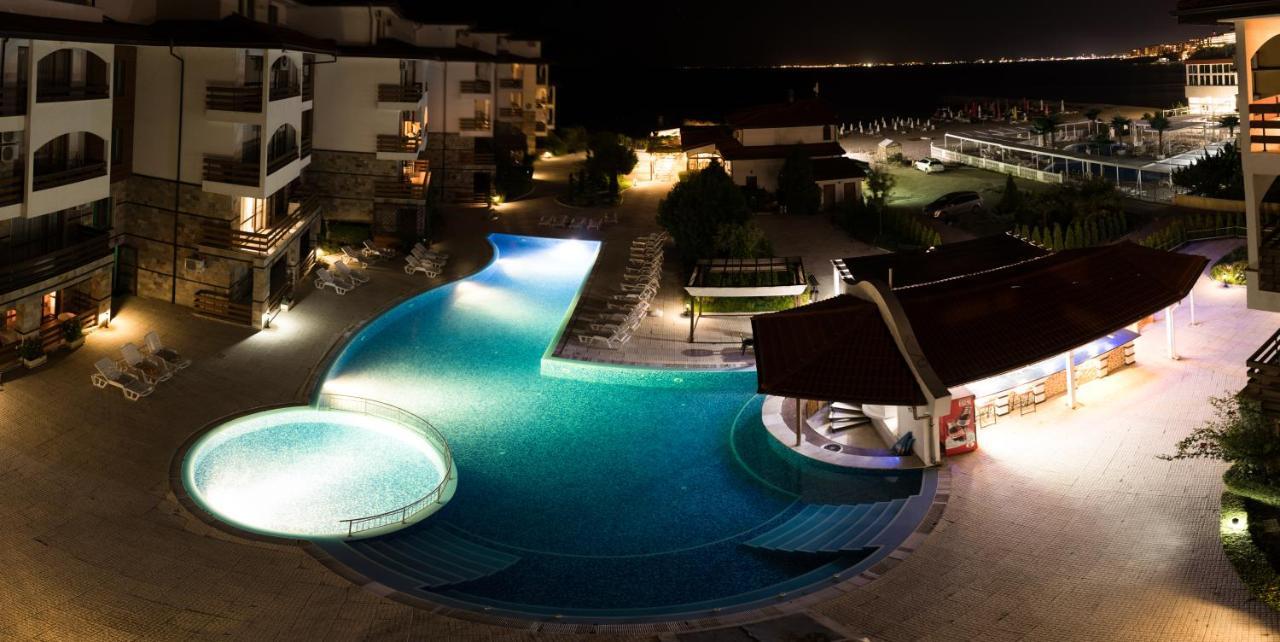 Vm Apartments Robinson Beach Pomorie Exteriör bild